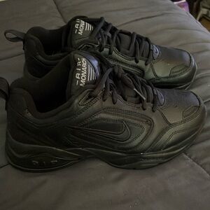 Nike Air Monarchs size 9 Men’s Brand New Never Worn